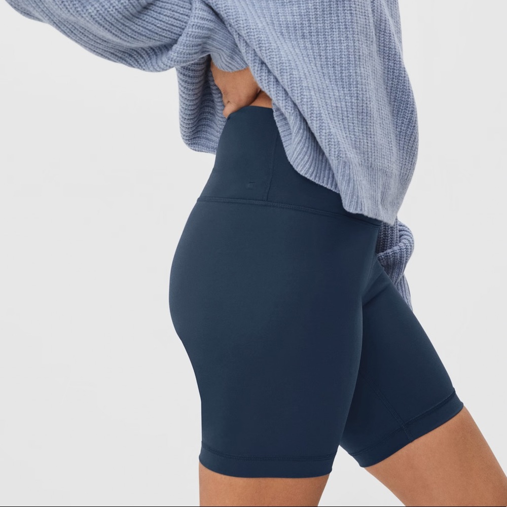 Everlane The Perform Bike Short (Atlantic)